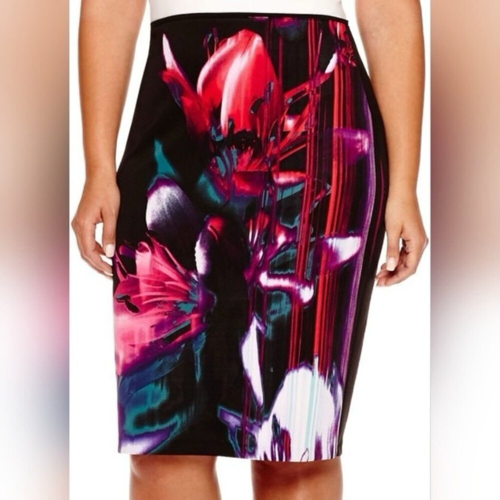 NWT BISOU BISOU Floral Skirt Scuba‎ Pencil Size MEDIUM